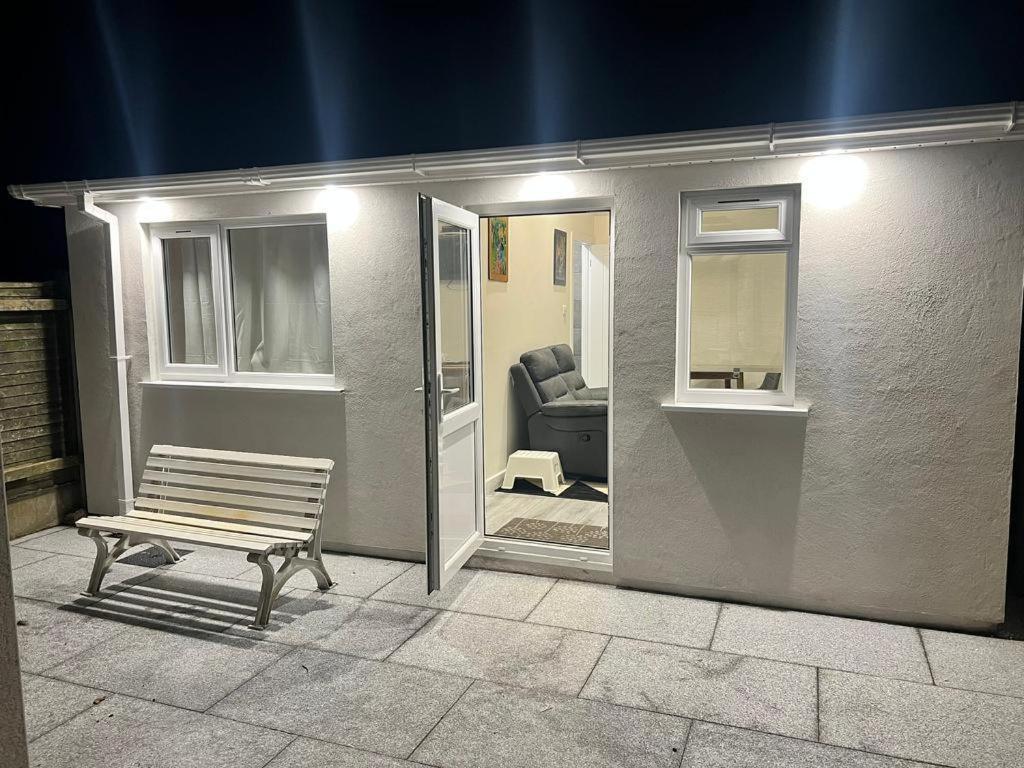 Ayos Apartment Dublin Exterior photo
